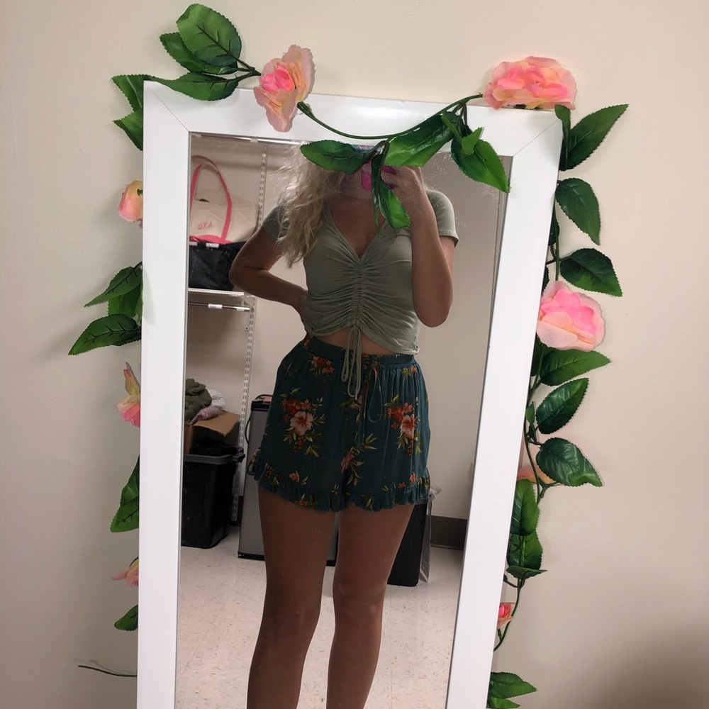 flow shorts
